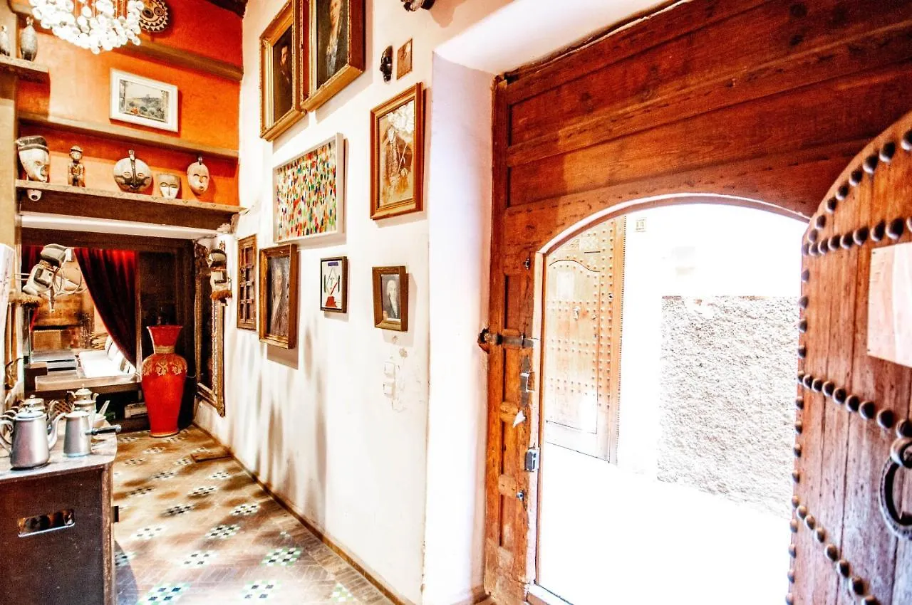 ***  Riad Chorfa Marrakesh Marruecos